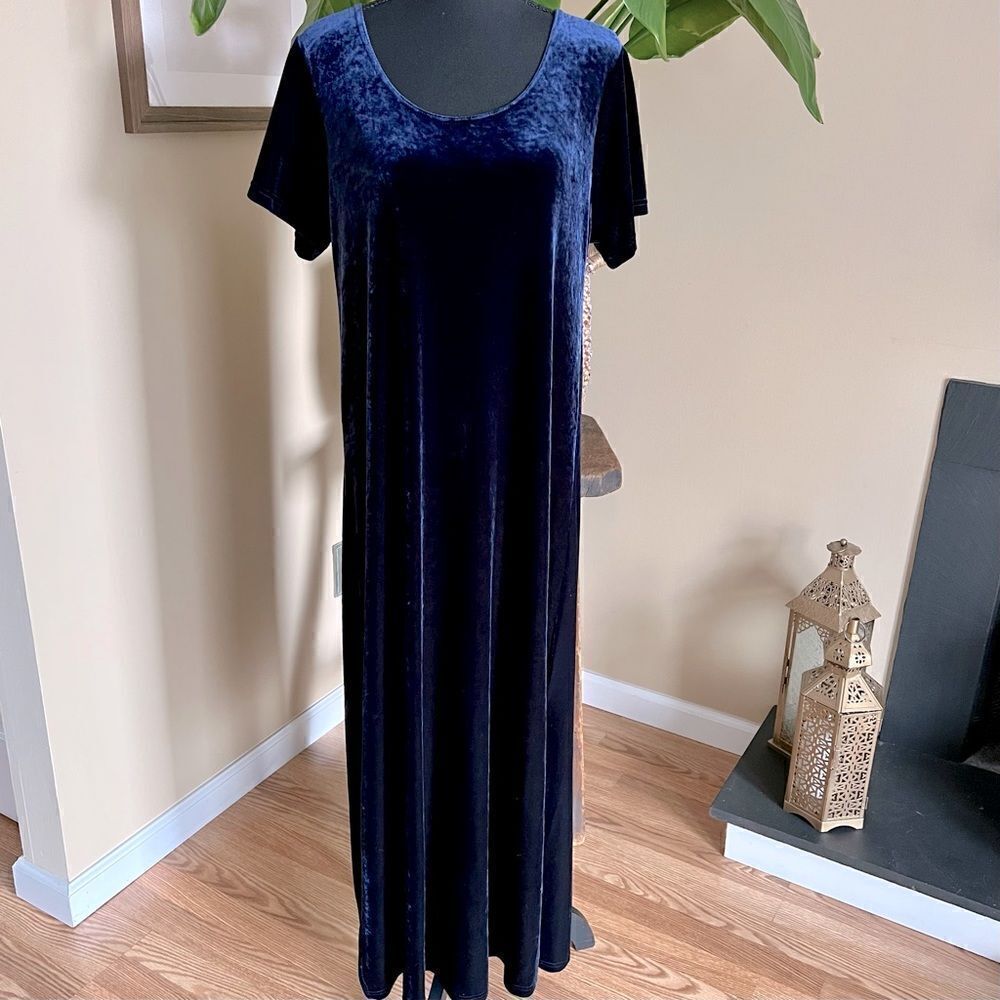 VINTAGE Oleg Cassini Midnight Blue Velvet Maxi Dress - Picture 11 of 11